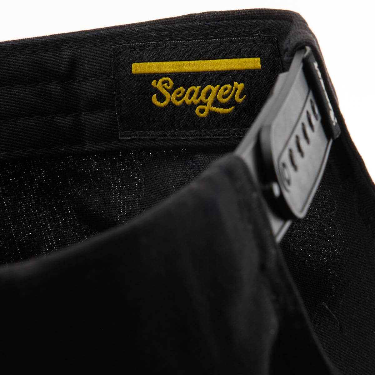 Badge Snapback Black - Image 6