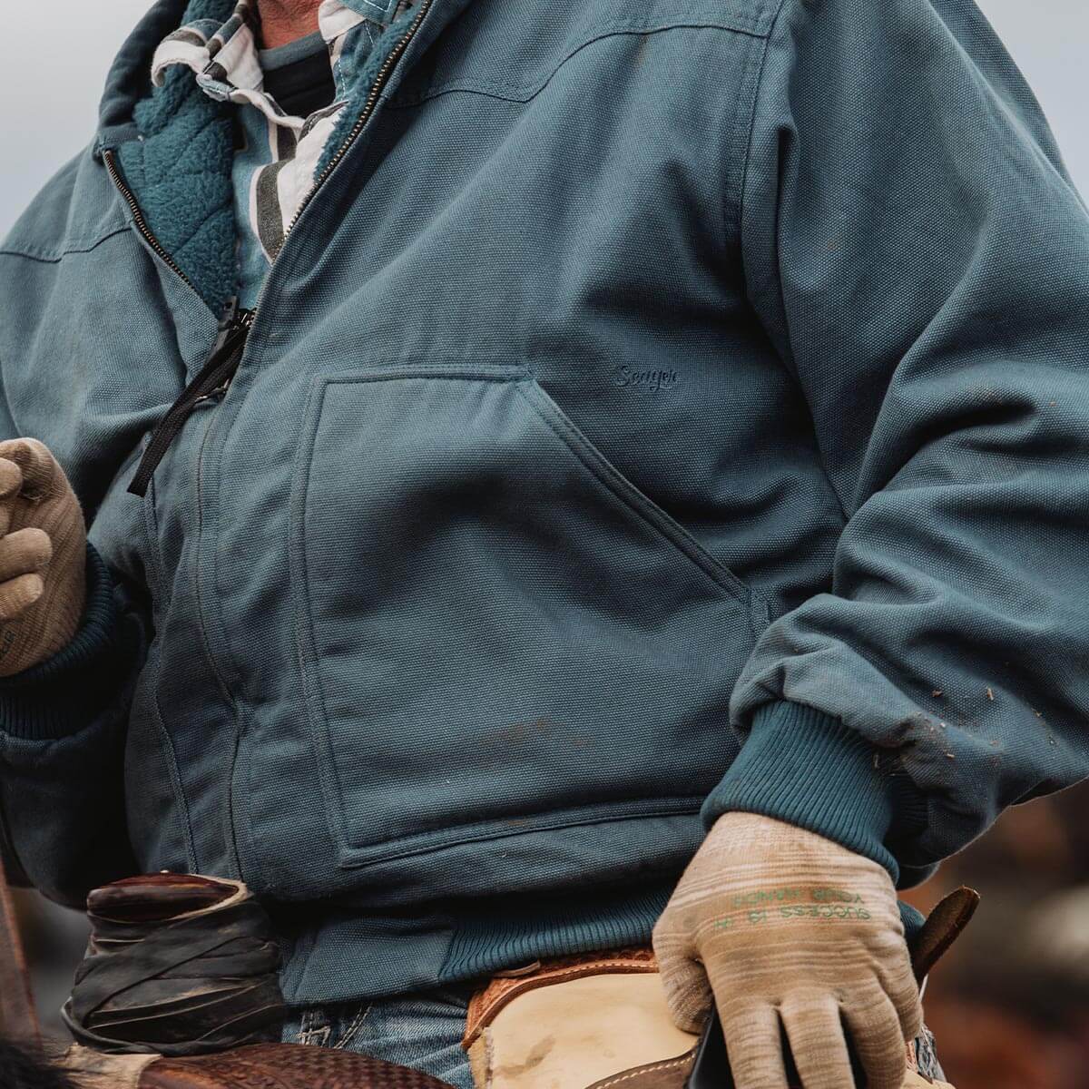 Bison Insulated Jacket Stormy Blue - Image 9