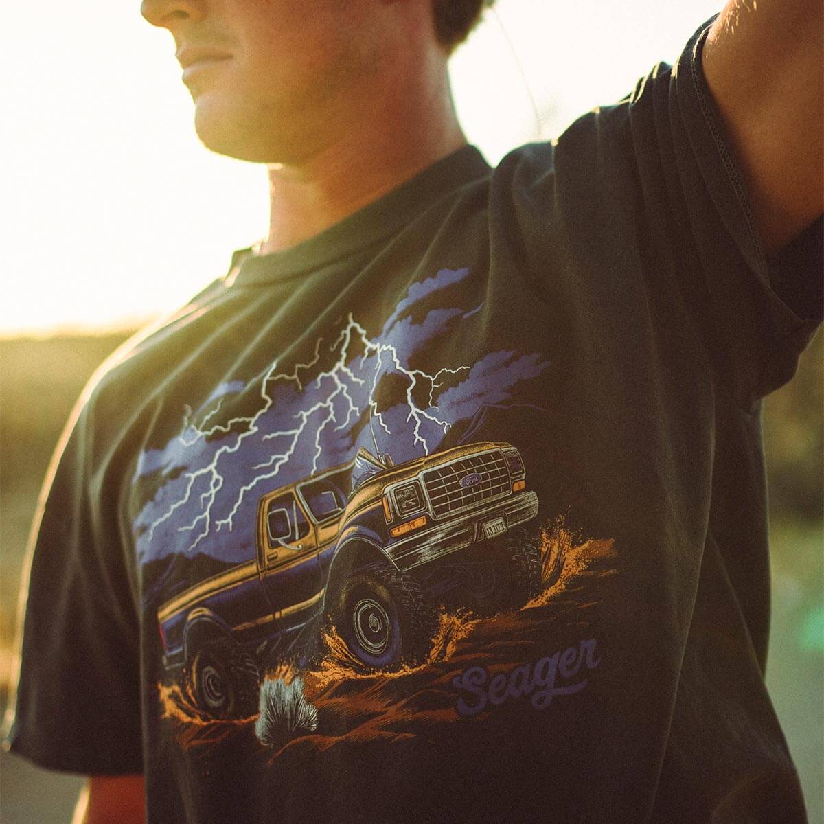 Mud Romp Premium Tee Pigment Black - Image 3