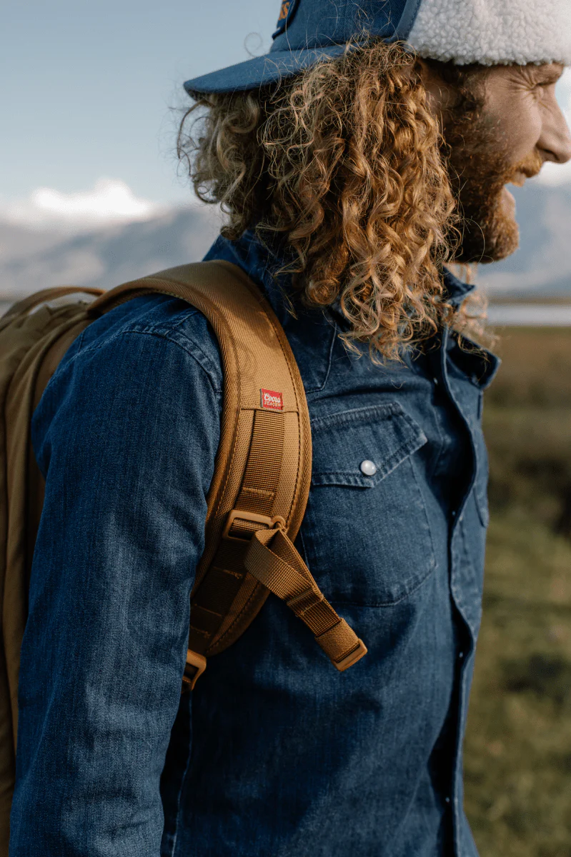 SEAGER X COORS BANQUET BIGMOUTH 26L BACKPACK - Image 8