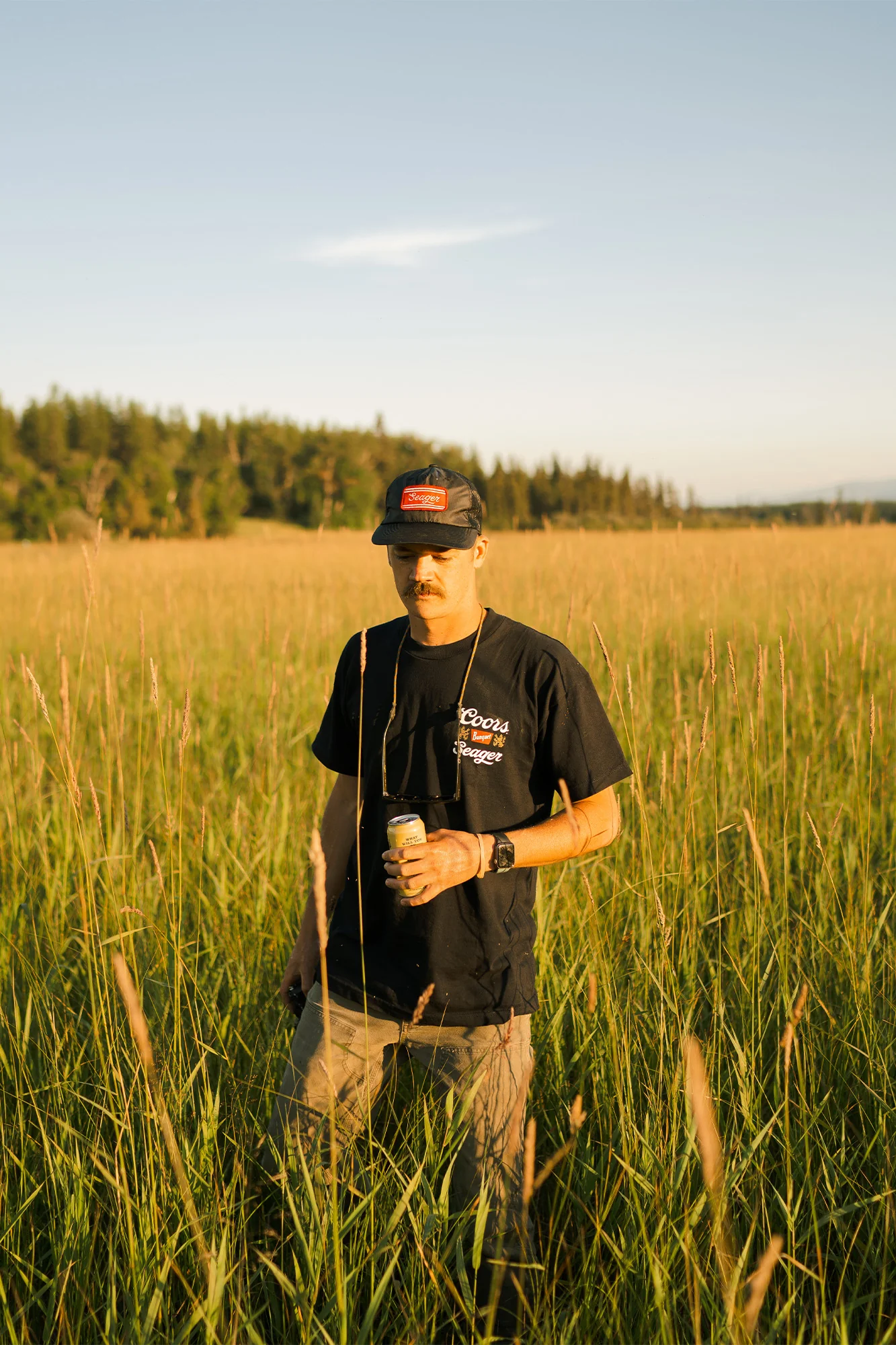 SEAGER X COORS BANQUET CAMP OUT TEE NAVY - Image 6